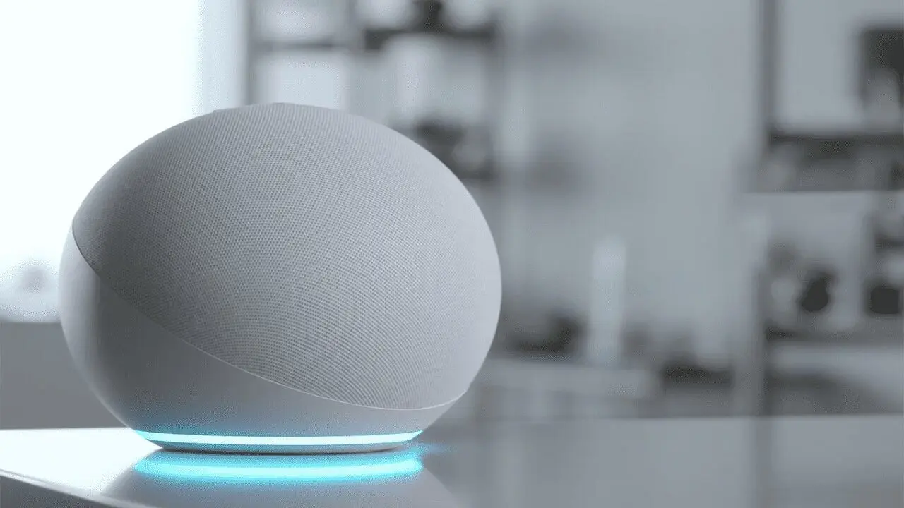 Comandos de Alexa que realmente te solucionan el día y qué mirar antes de usarlos